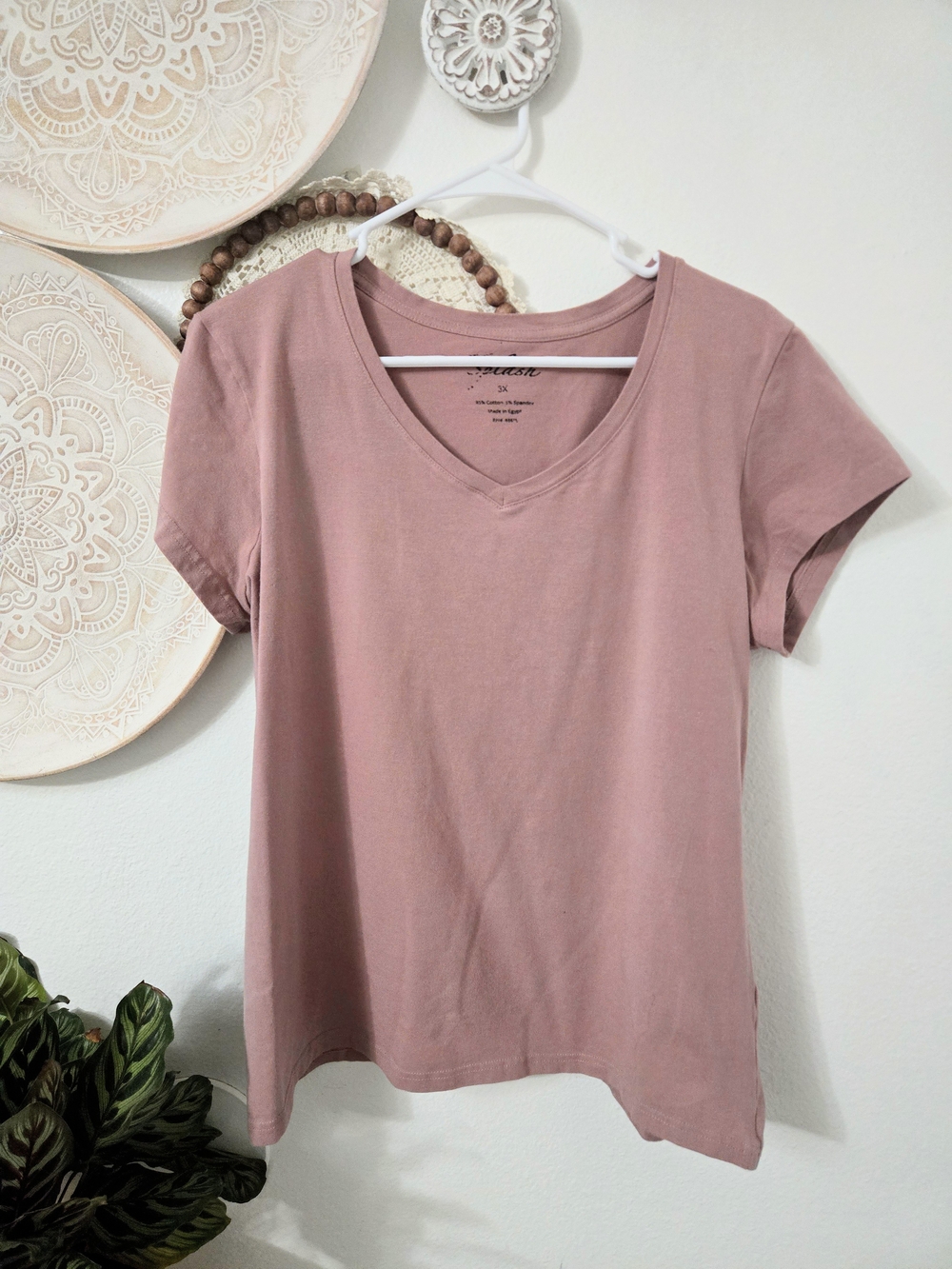 Classic V-Neck Women's Top in Dusty Rose XL